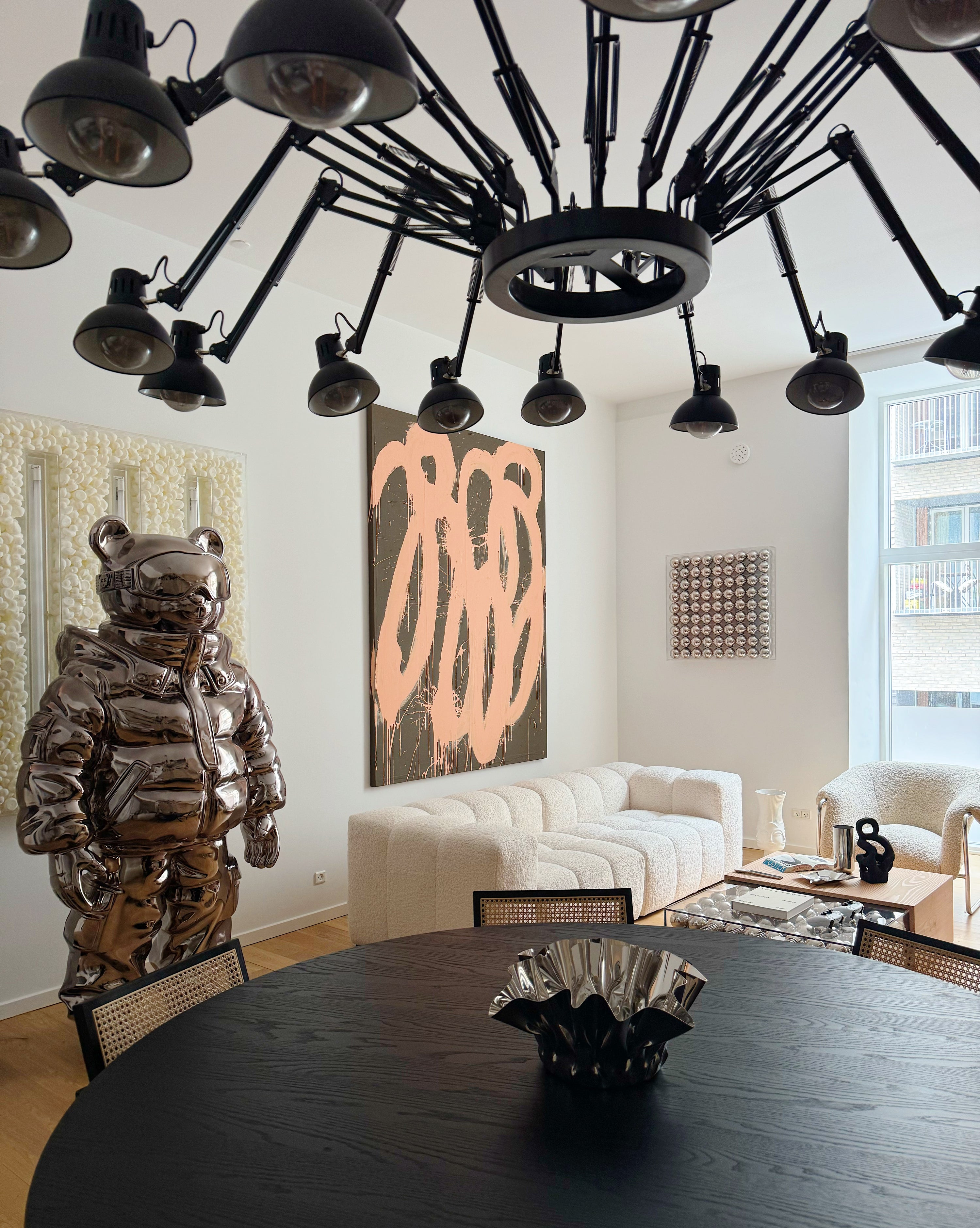 SCULPTURE ABWE 200CM / DARK CHROME