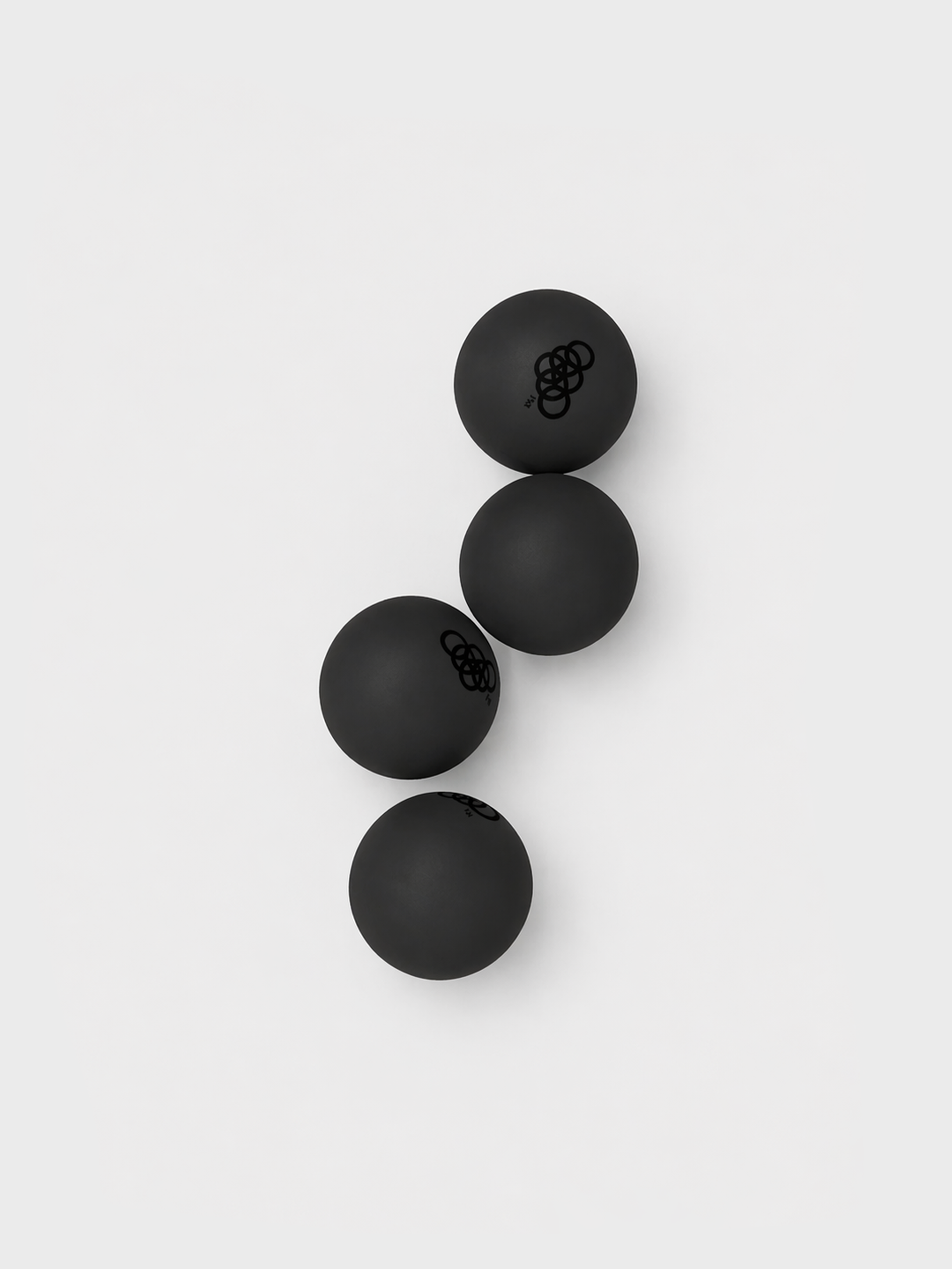 KINGPONG™ Black Balls 4-pack